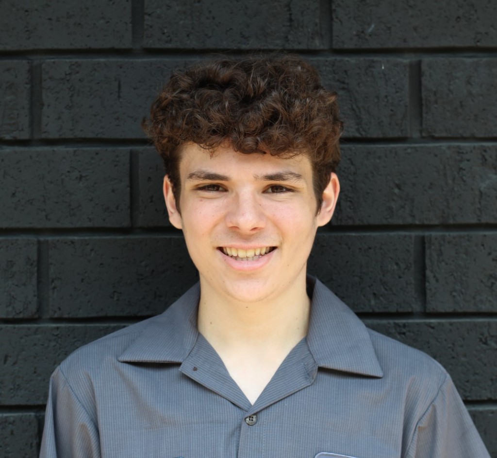 Jonathon L. - Installer
